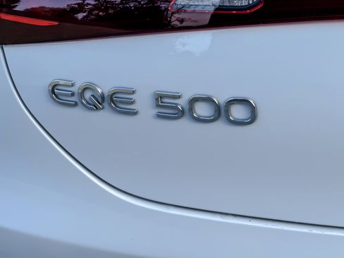 Used 2023 Mercedes-Benz EQE 500 4MATIC Sedan image 27