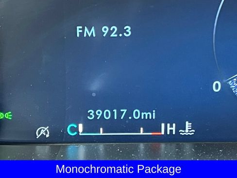 Used 2023 Lincoln Navigator Reserve AWD/4WD image 2
