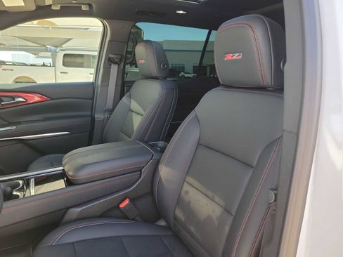 Used 2026 Chevrolet Traverse Z71 w/ Driver Confidence Package image 17