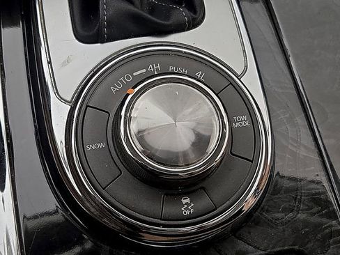 Used 2019 INFINITI QX80 Luxe w/ 22" Wheel Package AWD/4WD image 31
