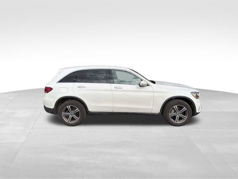 Used 2022 Mercedes-Benz GLC 300 4MATIC image 4