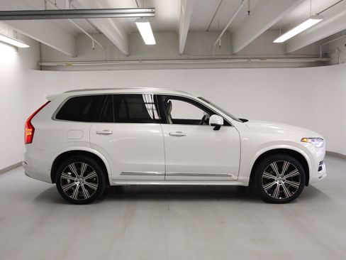 Used 2022 Volvo XC90 T6 Inscription image 5