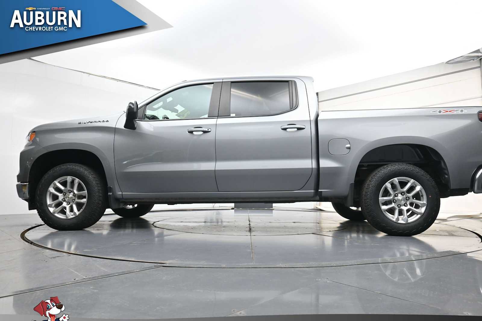 Used 2024 Chevrolet Silverado 1500 LT AWD/4WD image 23