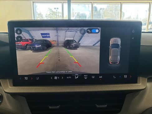 Used 2025 Ford Explorer Active w/ Active Comfort Package AWD/4WD image 20