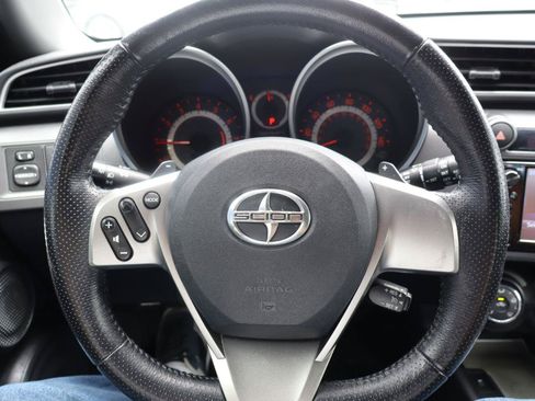 Used 2016 Scion tC FWD image 19