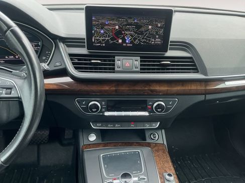 Used 2018 Audi Q5 2.0T Premium Plus w/ Premium Plus Package image 11