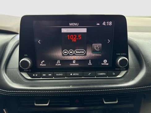 Used 2023 Nissan Rogue SV w/ SV Premium B Package FWD image 25