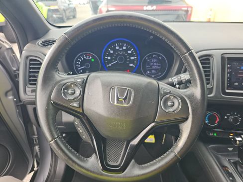 Used 2019 Honda HR-V Sport image 8