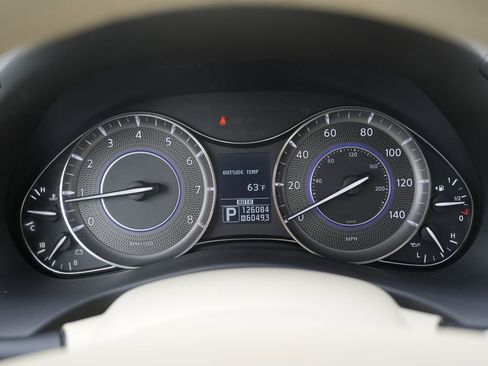 Used 2012 INFINITI QX56 4WD w/ Deluxe Touring Pkg image 58