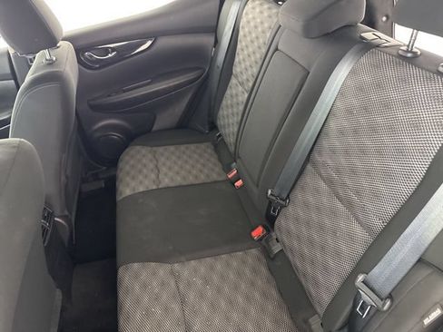 Used 2021 Nissan Rogue Sport SV FWD image 24