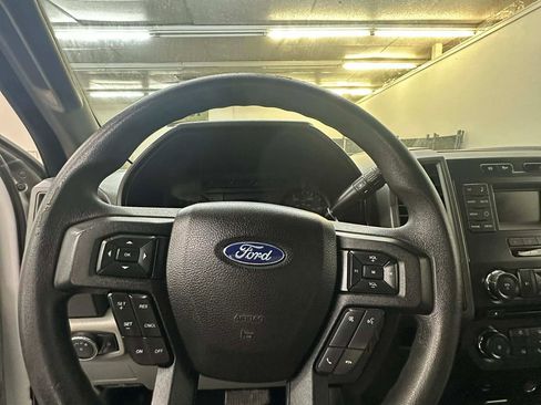 Used 2018 Ford F550 2WD Regular Cab Super Duty w/ Power Equipment Group image 28