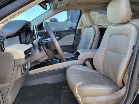 Certified 2022 Lincoln Corsair AWD w/ Premium Package image 20