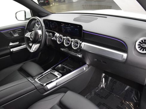 Certified 2024 Mercedes-Benz GLB 250 image 15