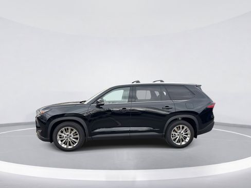 Used 2026 Toyota Grand Highlander Platinum image 5