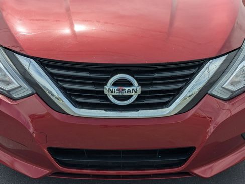 Used 2016 Nissan Altima 2.5 SL FWD image 9