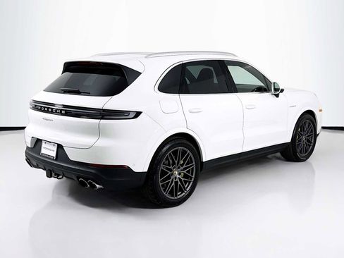 New 2026 Porsche Cayenne E-Hybrid image 9