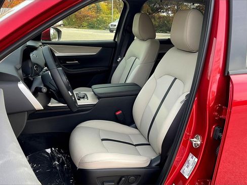 New 2026 MAZDA CX-90 3.3 Turbo w/ Preferred Package image 9