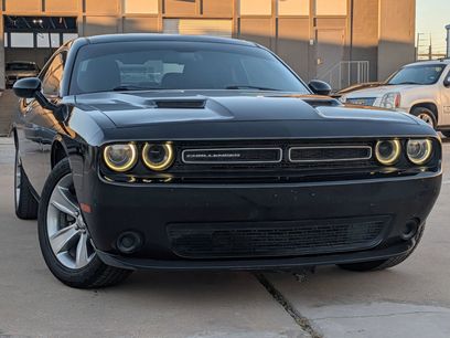 Used 2016 Dodge Challenger SXT