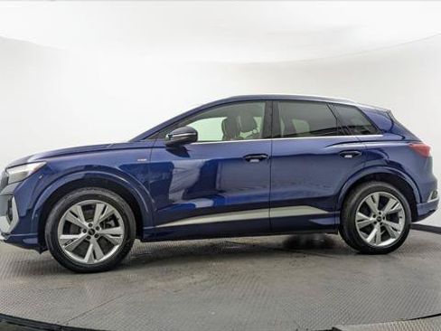 Used 2023 Audi Q4 e-tron Premium Plus w/ Premium Plus AWD/4WD image 3