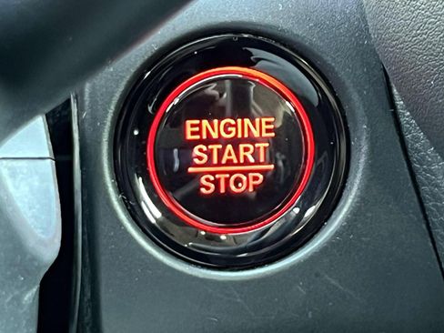 Certified 2023 Honda HR-V LX image 23