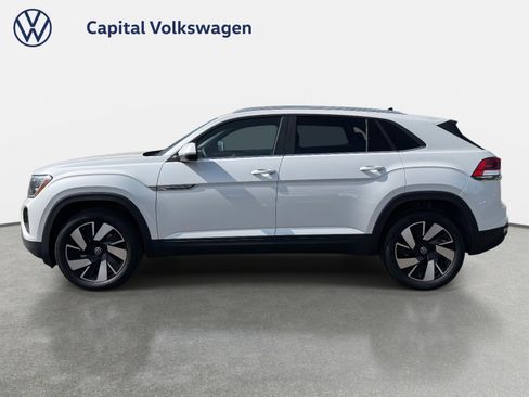 New 2026 Volkswagen Atlas Cross Sport SE FWD image 2