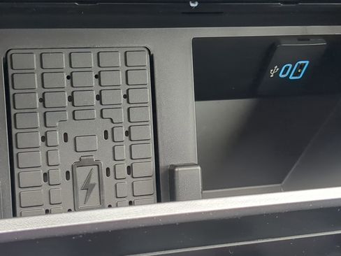 New 2026 Ford F250 Platinum w/ Tremor Off-Road Package image 57