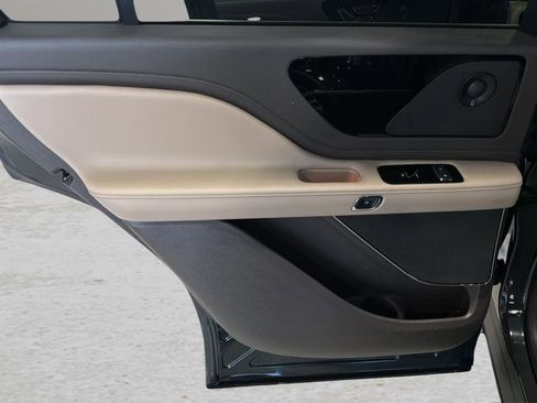 Used 2022 Lincoln Aviator Reserve w/ Equipment Group 201A image 14