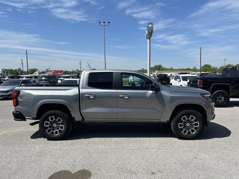 Used 2023 Chevrolet Colorado Z71 w/ Z71 Convenience Package 2 image 3