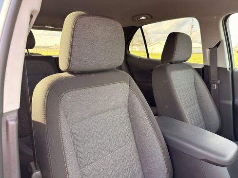 Used 2024 Chevrolet Equinox LT image 33