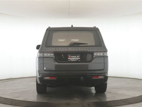 Used 2023 Jeep Grand Wagoneer Series III w/ Rear Seat Video Group 1 image 11