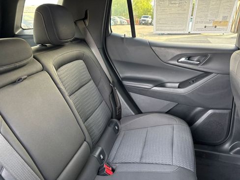 Used 2025 Chevrolet Equinox LT image 37