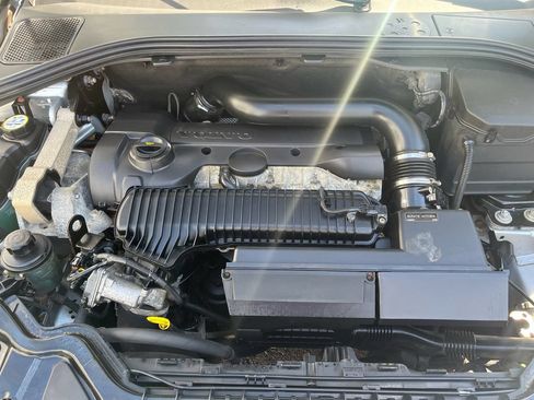 Used 2016 Volvo S60 T5 Inscription Platinum w/ Climate Package AWD/4WD image 29