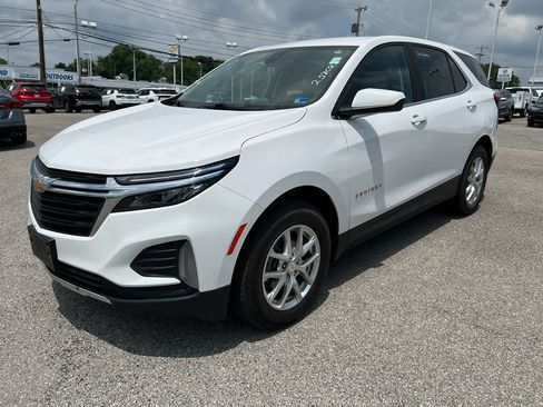 Used 2022 Chevrolet Equinox LT AWD/4WD image 1