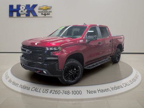 Used 2021 Chevrolet Silverado 1500 LT Trail Boss w/ Bed Protection Package AWD/4WD image 3