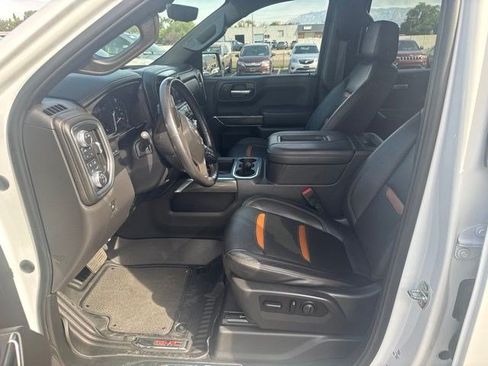 Used 2021 GMC Sierra 1500 AT4 w/ Technology Package AWD/4WD image 16