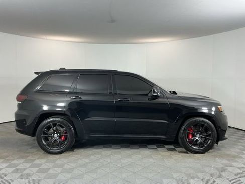 Used 2017 Jeep Grand Cherokee SRT AWD/4WD image 4
