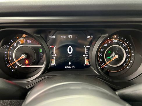 Used 2024 Jeep Wrangler Unlimited Rubicon 392 AWD/4WD image 22