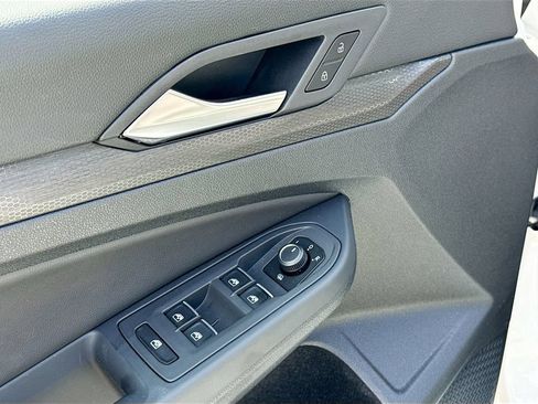 Used 2022 Volkswagen GTI Autobahn FWD image 18