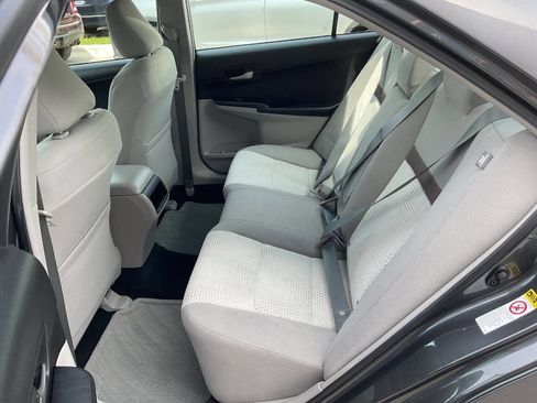 Used 2012 Toyota Camry LE image 26