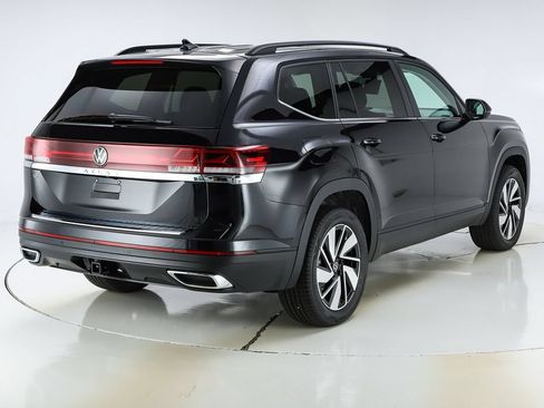 New 2026 Volkswagen Atlas SE FWD image 9