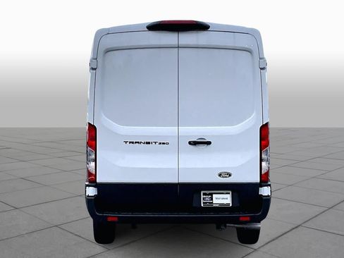 New 2026 Ford Transit 250 148 Medium Roof w/ Load Area Protection Package image 4