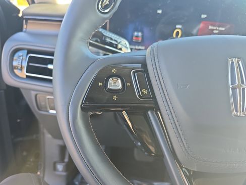 New 2025 Lincoln Aviator Reserve w/ Equipment Group 201A image 17