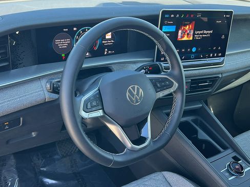 Certified 2026 Volkswagen Tiguan S AWD/4WD image 10