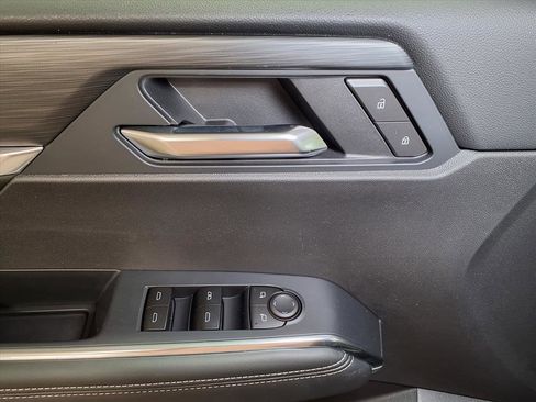 New 2026 GMC Acadia Elevation image 16