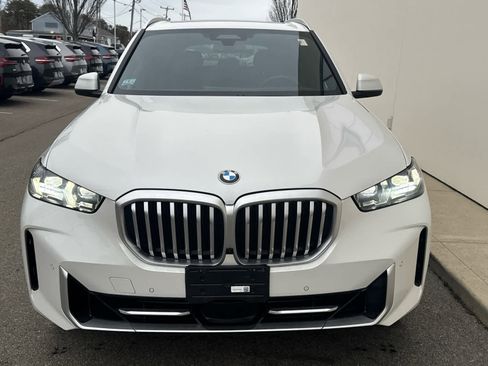 Certified 2024 BMW X5 xDrive40i w/ Executive Package image 8