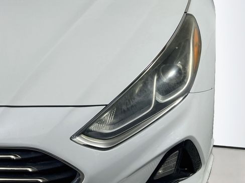Used 2018 Hyundai Sonata SE FWD image 12