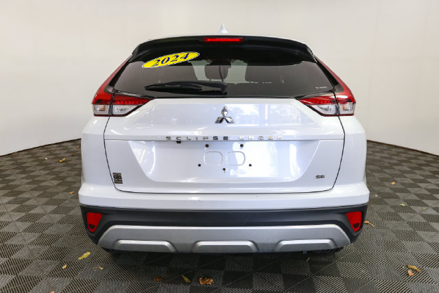 Used 2024 Mitsubishi Eclipse Cross AWD image 8