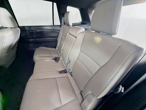 Certified 2023 Honda Passport EX-L image 29