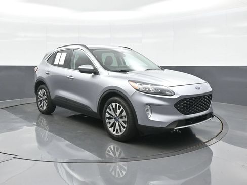Used 2021 Ford Escape Titanium AWD/4WD image 1