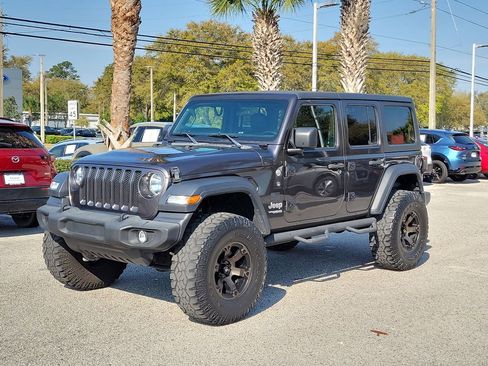 Used 2020 Jeep Wrangler Unlimited Sport AWD/4WD image 1